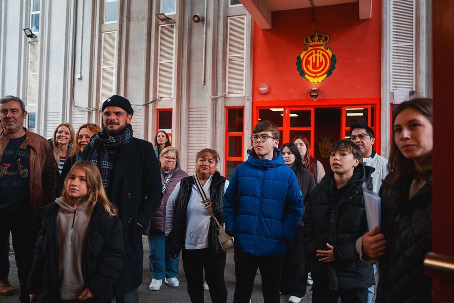 Mallorca: Son Moix Stadium Guided Tour - Entering the changing rooms