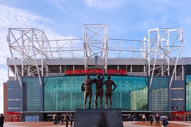 Manchester United Soccer Match VIP Ticket 2024/25 - Key points at a glance