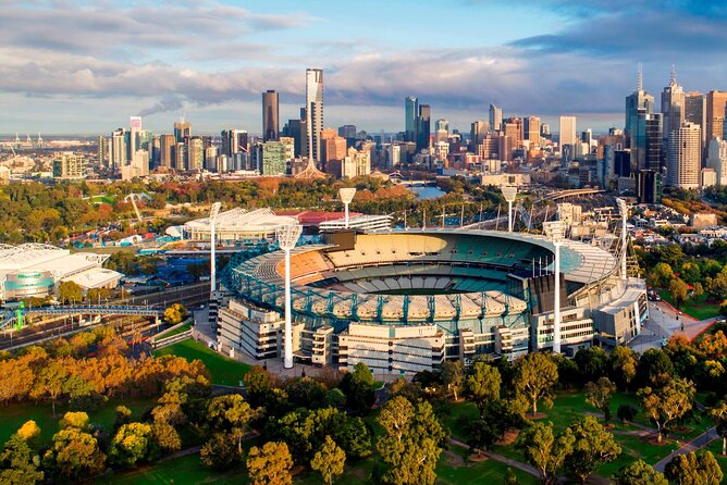 Melbourne Sports Experience + Free Australian Sports Museum entry - AAMI Park and the city’s football codes