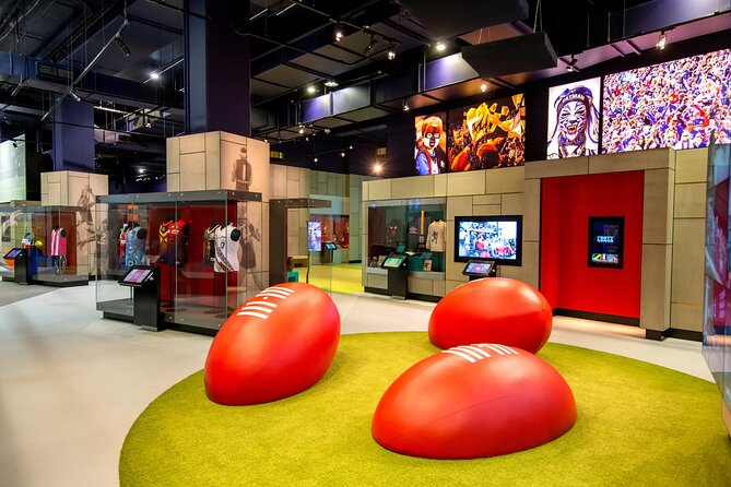 Melbourne Sports Experience + Free Australian Sports Museum entry - Following the Yarra River toward the venues