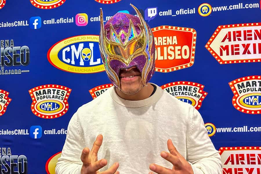 Mexico City: Mexican Lucha Libre Experience & Mezcal Tasting - Choosing Standard, All-inclusive, or VIP
