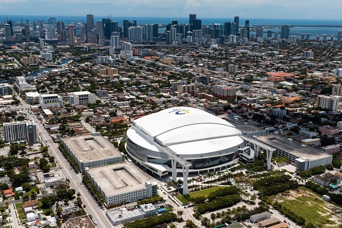 Miami Marlins Baseball Game Tickets - A Miami baseball night at LoanDepot Park