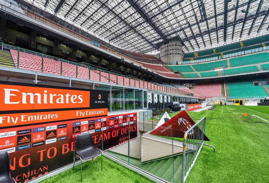 Milan: San Siro Stadium and Museum Guided Tour - Entering the AC Milan and Inter Milan changing rooms