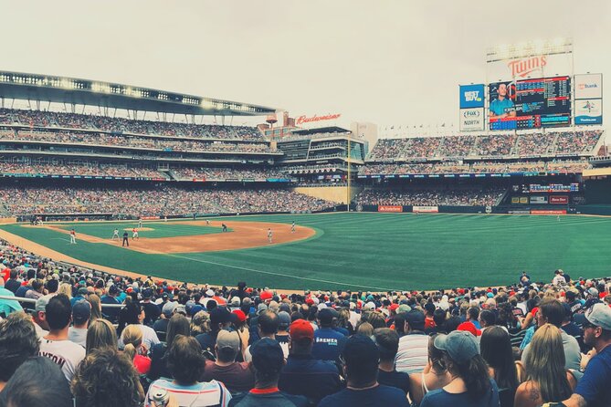 Minnesota Twins Baseball Game Ticket at Target Field - Should you book this Target Field experience?