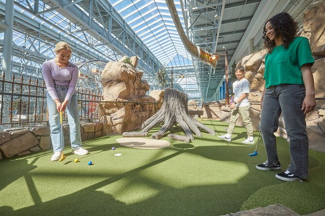 Moose Mountain Adventure Golf in Mall of America - Playing all 18 holes takes about an hour