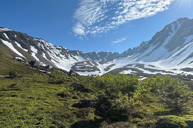 Mount Marathon Bowl / Race Summit with Seward Guided Hikes - Following the skyline ridge to the Race Trail summit