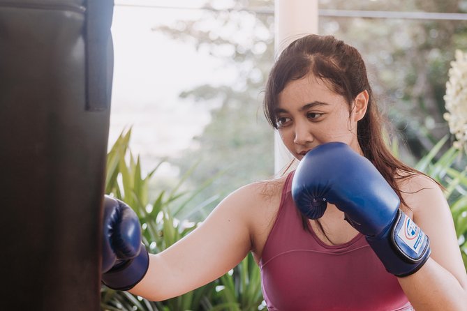 Muay Thai Boxing Class for Beginners - What happens during the one-hour class