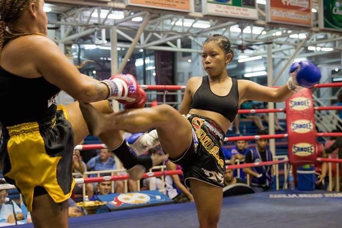 Muay Thai Boxing Showdown at Patong Stadium - Why the atmosphere matters