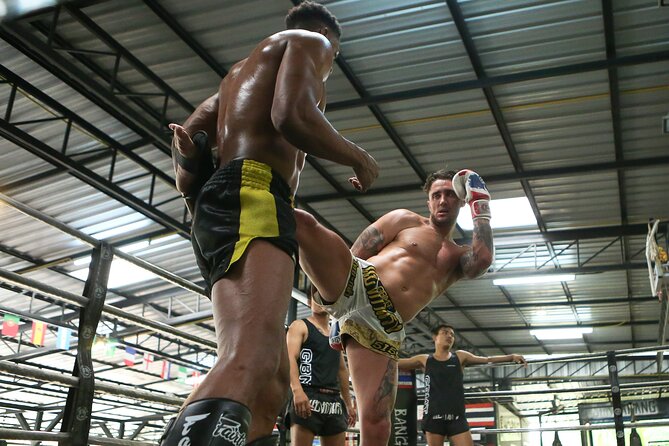 Muay Thai Experience - 1/2 Day - The value of a small group