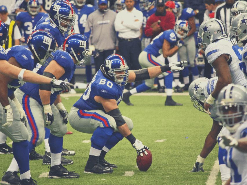 New York: New York Giants Football Game Ticket - Getting the most from the crowd and stadium show