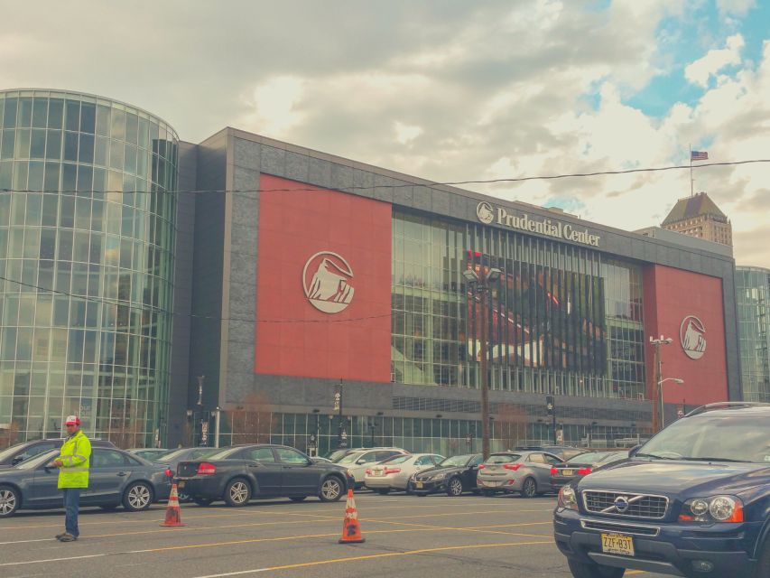 Newark: New Jersey Devils Ice Hockey Game Ticket - Why a Devils game feels bigger than a normal night out