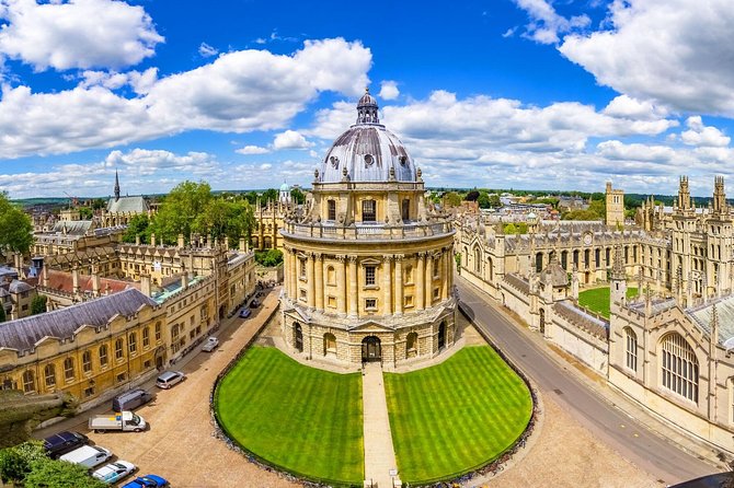 Oxford, Stratford-upon-Avon and Warwick Castle on Boxing Day - What the guide and coach add