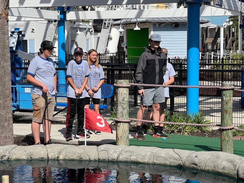 Panama City Beach: SkyWheel Miniature Golf Pass - An 18-hole game with a view from 200 feet