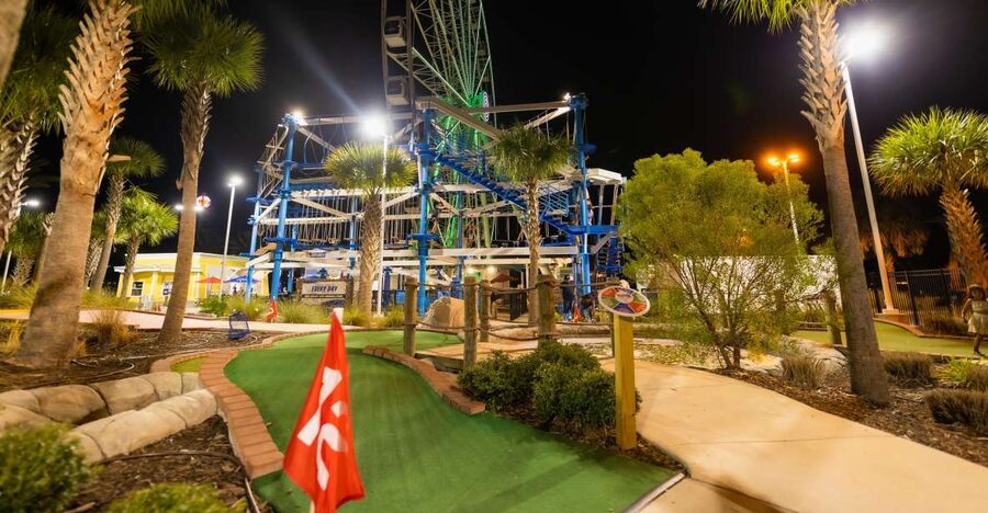 Panama City Beach: SkyWheel Miniature Golf Pass - Adding the SkyWheel Observation Wheel