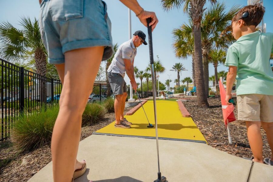 Panama City Beach: SkyWheel Miniature Golf Pass - Who will enjoy this course most