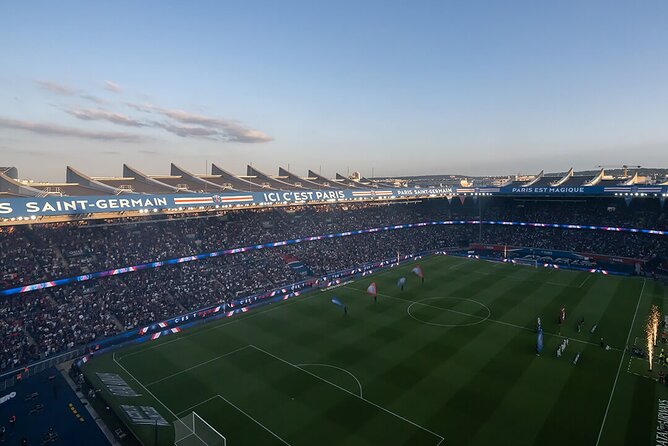 Paris PSG Experience and Stadium Tour - Crossing the players’ tunnel to the pitch edge