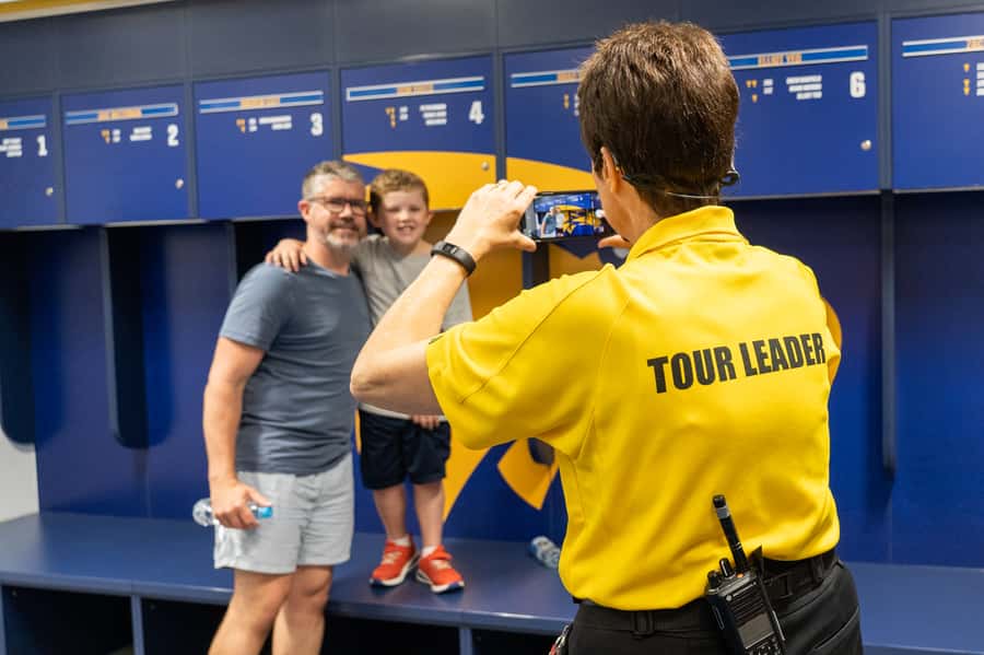 Perth: Optus Stadium Guided Tour - Sports displays and Western Australian stories