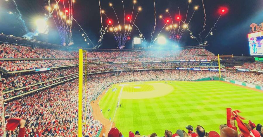 Philadelphia: Philadelphia Phillies Baseball Game Ticket - What happens during the roughly three-hour game