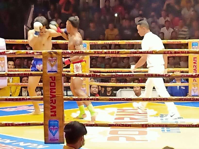 Phnom Penh: Live Khmer Traditional Boxing Tickets - The guide can make or break the evening