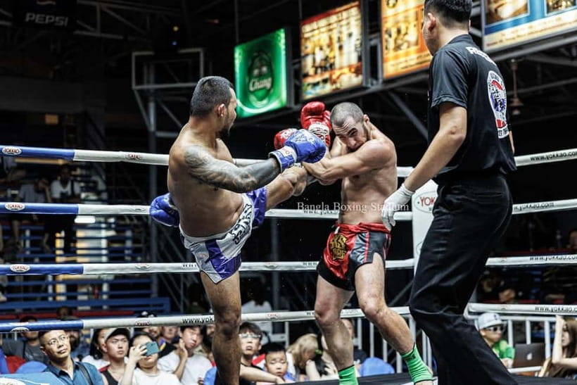 Phuket: Live Muay Thai at Bangla Boxing Stadium with T-Shirt - The Wai Kru explains more than the punches
