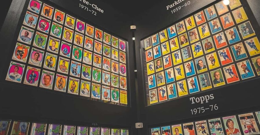 Prague: Hockey Cards Museum and NHL VR Experience Ticket - The Virtual Reality Shooting Session