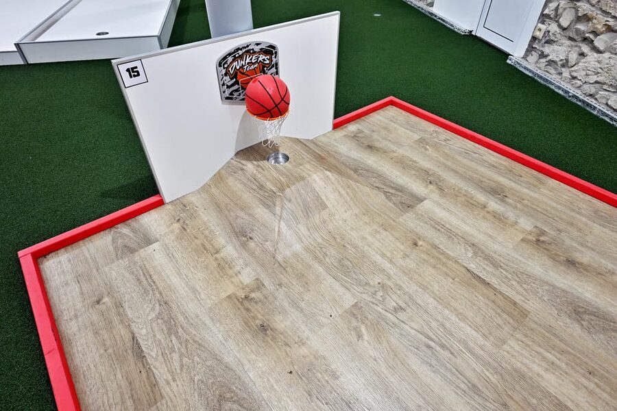 Prague: Mazemania Miniature Golf Experience - Unlimited rounds and what the $12 price buys