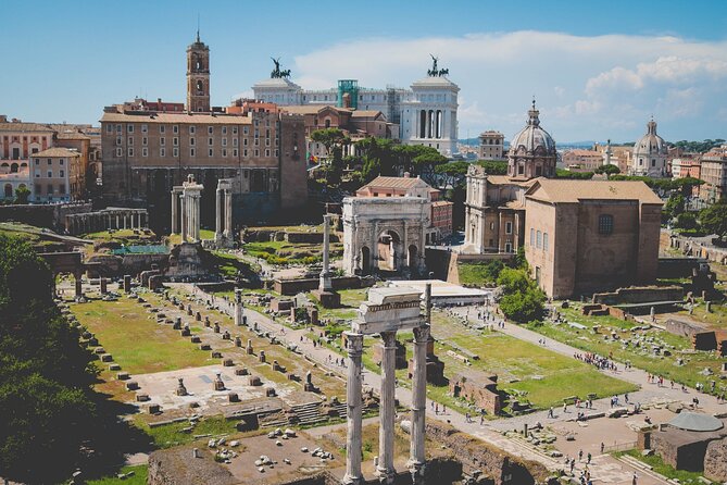 Private Colosseum Arena Tour with Expert Guide - all inclusive - The guides and the style of explanation