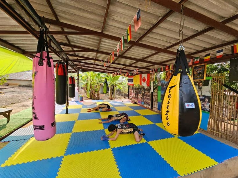 Private Muay Thai Class in Pai with a Muay Femur Master - The value of learning from a retired champion