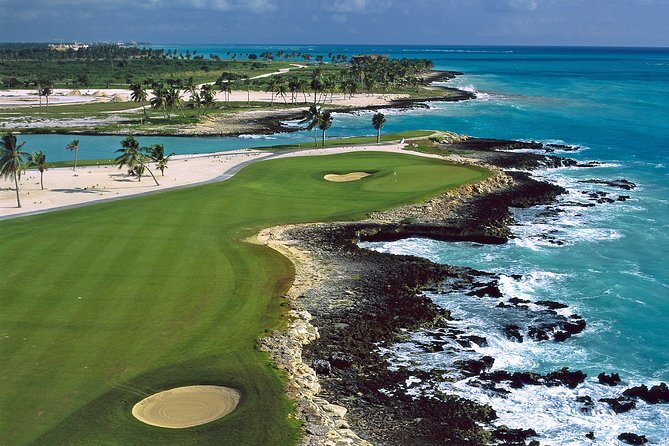 Punta Espada Golf - Cap Cana - Punta Cana - Getting to the course in air-conditioned comfort
