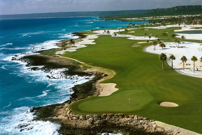 Punta Espada Golf - Cap Cana - Punta Cana - Playing all 18 holes with a caddie