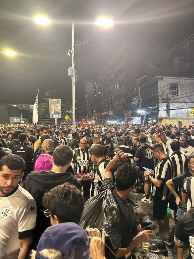 Rio de Janeiro: Enjoy a Botafogo soccer game with Locals - What makes this Botafogo outing worth considering