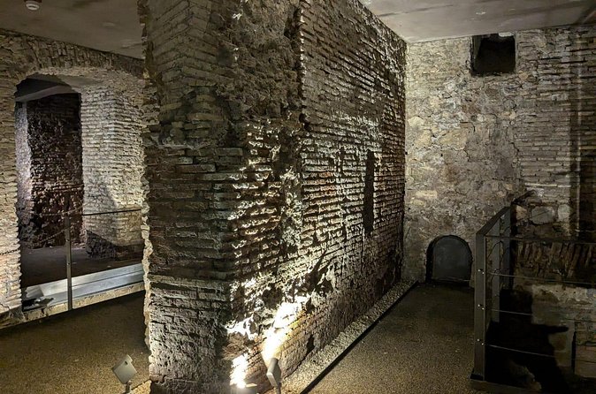 Rome: Navona Underground and Domitian Stadium Guided Tour - How the one-hour schedule works