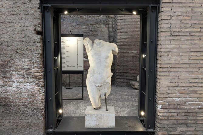 Rome: Navona Underground and Domitian Stadium Guided Tour - Starting at Piazza Navona, 25