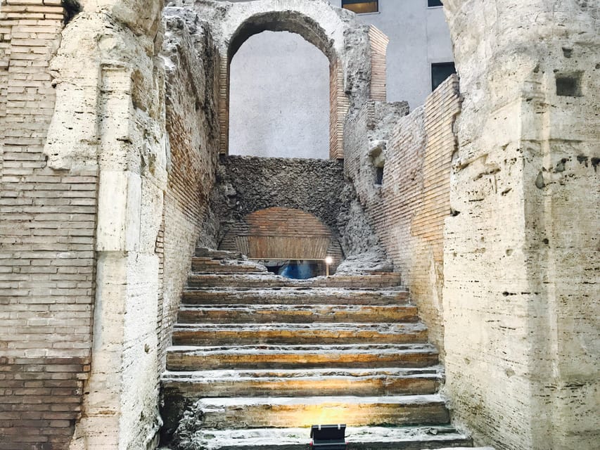 Rome: Navona Underground & Domitian Stadium Guided Tour - The one-hour timing and the practical trade-offs