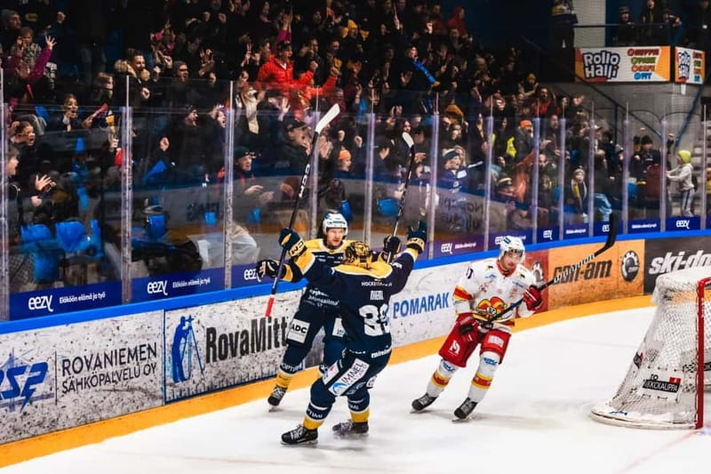 Rovaniemi: RoKi Hockey Ice Hockey Tickets - Three hours inside Lappi Arena