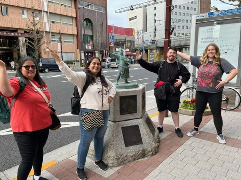 Ryogoku: Sumo Town Guided Walking Tour with Lunch - Ryogoku Kokugikan and the public face of sumo