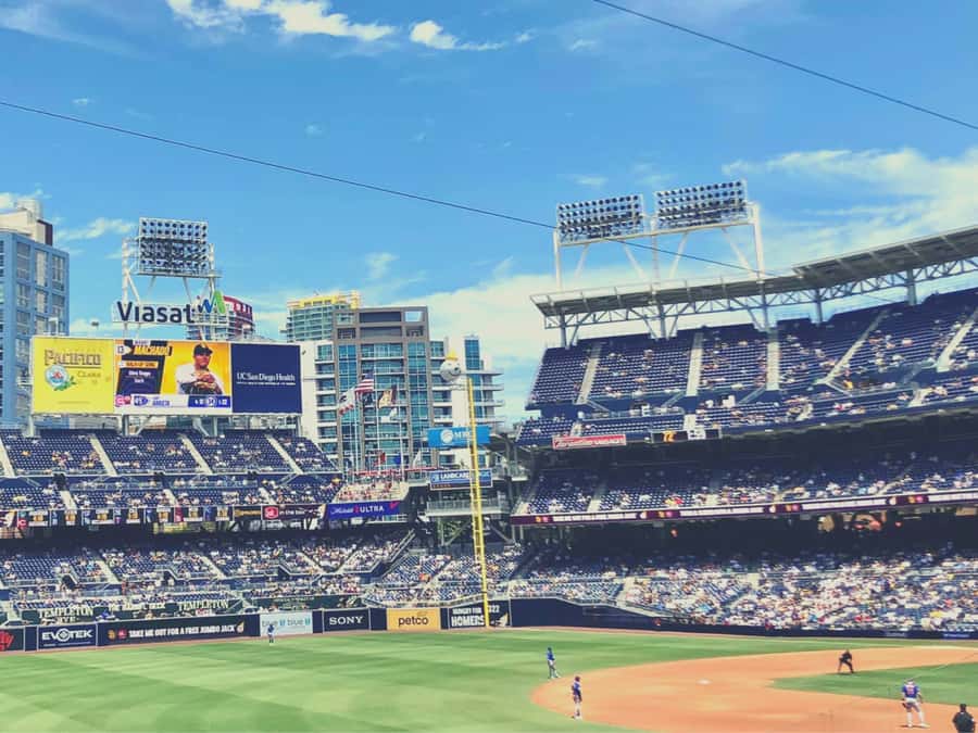 San Diego: San Diego Padres Baseball Game Ticket - Should you book the Padres game?