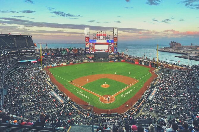 San Francisco Giants Baseball Game at Oracle Park - Why Oracle Park feels different from a standard baseball outing