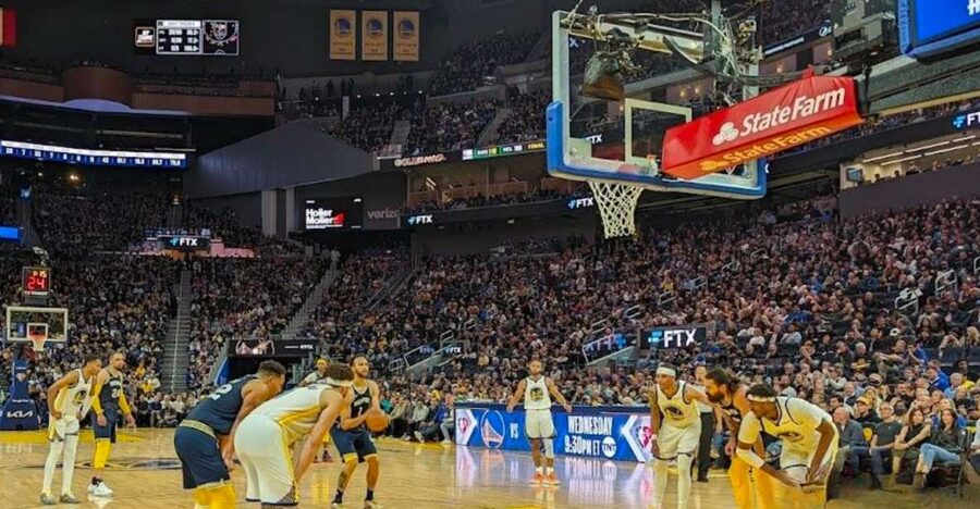 San Francisco: Golden State Warriors Basketball Game Ticket - Why a Warriors game belongs on your San Francisco plans