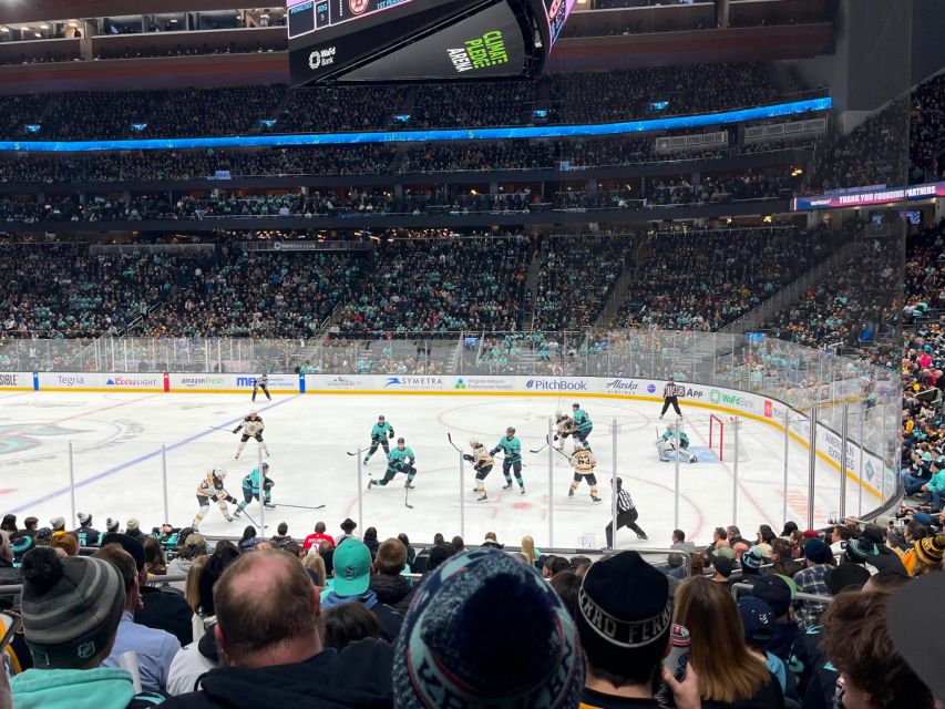 Seattle: Seattle Kraken Ice Hockey Game Ticket - From phone to arena seat