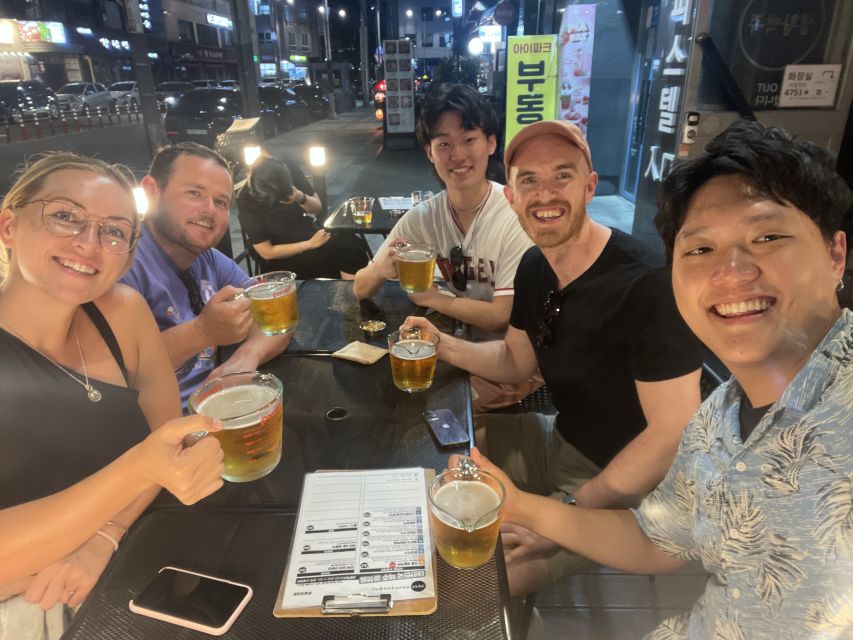 Seoul: Jamsil Baseball Stadium Game Ticket with Dinner& Beer - Who should book this experience?
