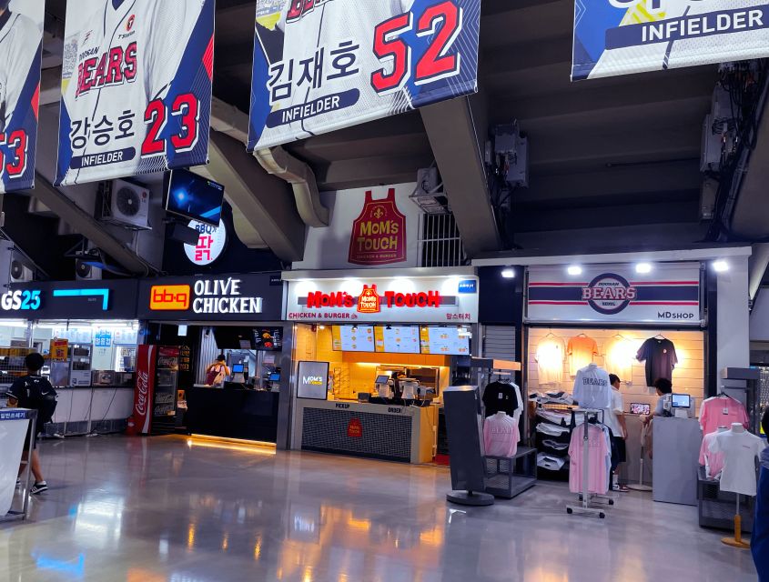 Seoul: Jamsil Baseball Stadium Game Ticket with Dinner& Beer - Why Jamsil baseball feels different