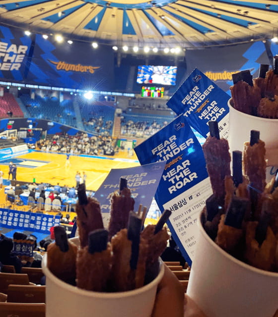 Seoul: Watching Sports Match & Local Food Experience - The social side of the evening