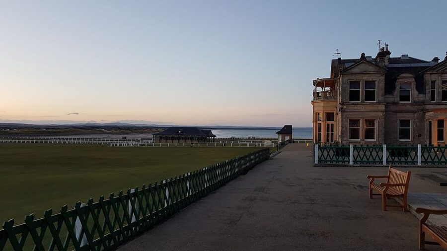 St Andrews: Town, Golf, and Old Course History Tour - St Salvator’s Chapel and the older town