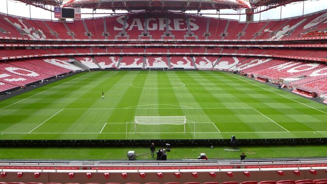 Stadium of Benfica Experience and Museum Visiting - The morning pickup and four-hour schedule