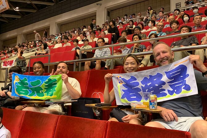 Sumo Wrestling Tournament Chair Seats & Expert Guide | Osaka Mar - Meeting your guide at Edion Arena Osaka