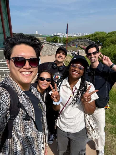 Suwon: Baseball Game with Fortress and Local Food Tour - Feeling the energy at KT WIZPARK