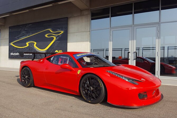 Test Drive Ferrari Maranello and Modena: road + racetrack - The people behind the steering wheel