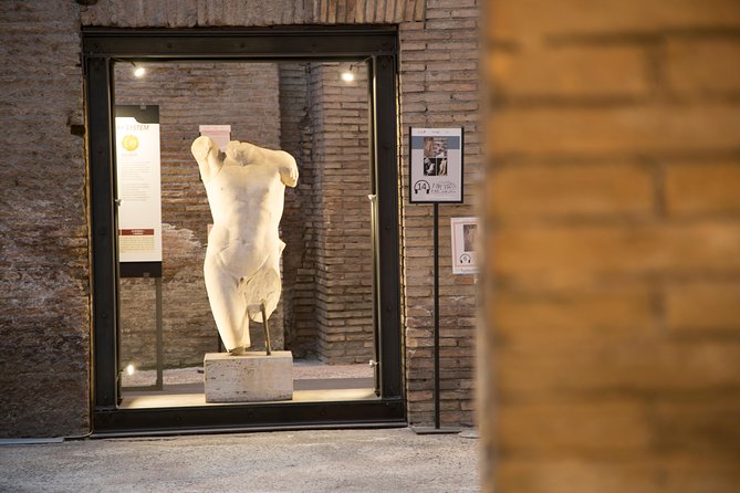 Ticket to Piazza Navona Undergrounds Stadium of Domitian - The small museum and shop