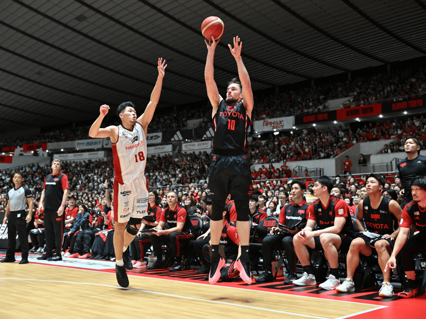 Tokyo: Alvark Tokyo Basketball Game Ticket - Arriving at TOYOTA ARENA TOKYO